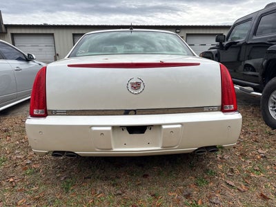 2008 Cadillac DTS Base