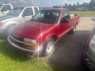 2000 Chevrolet S-10 LS