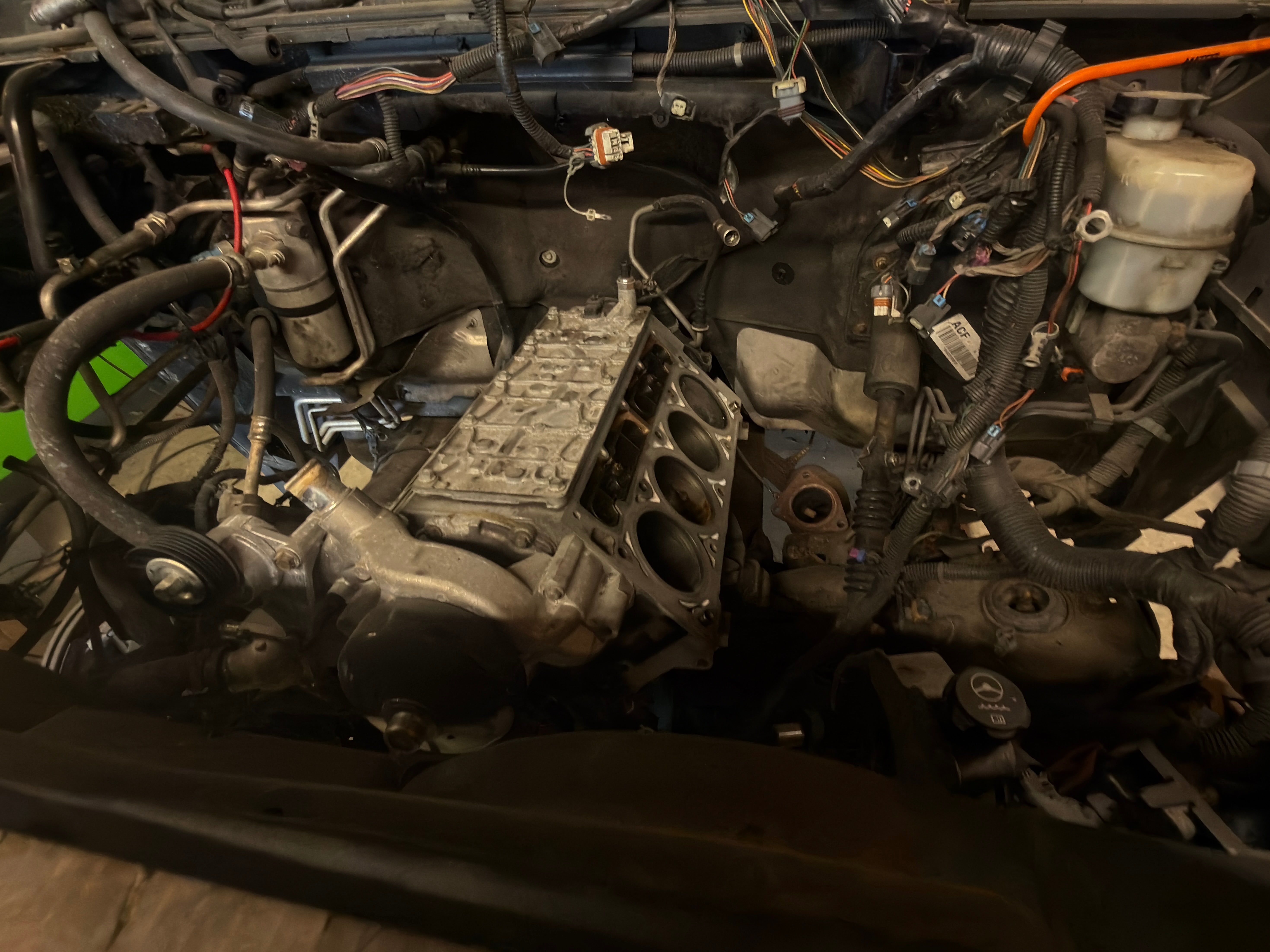 Engine replacement and repair at Pinnacle Cars Hartsville